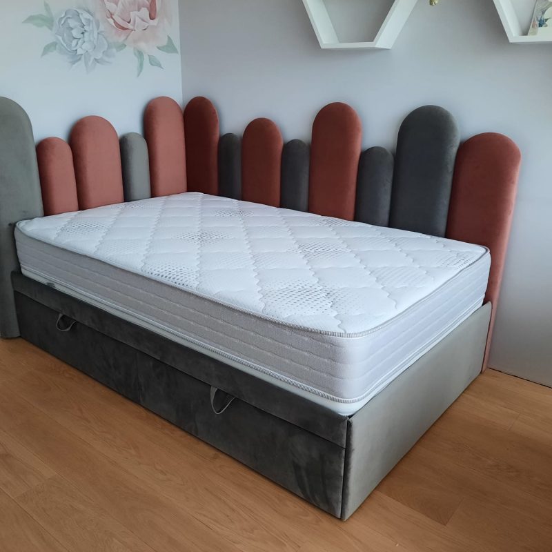 cop_bed_011
