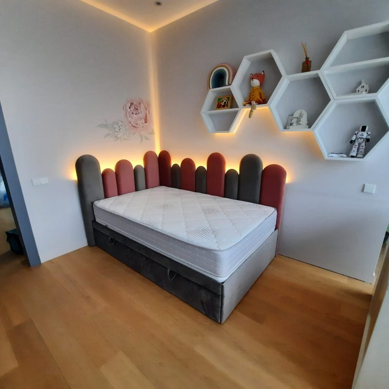 cop_bed_013