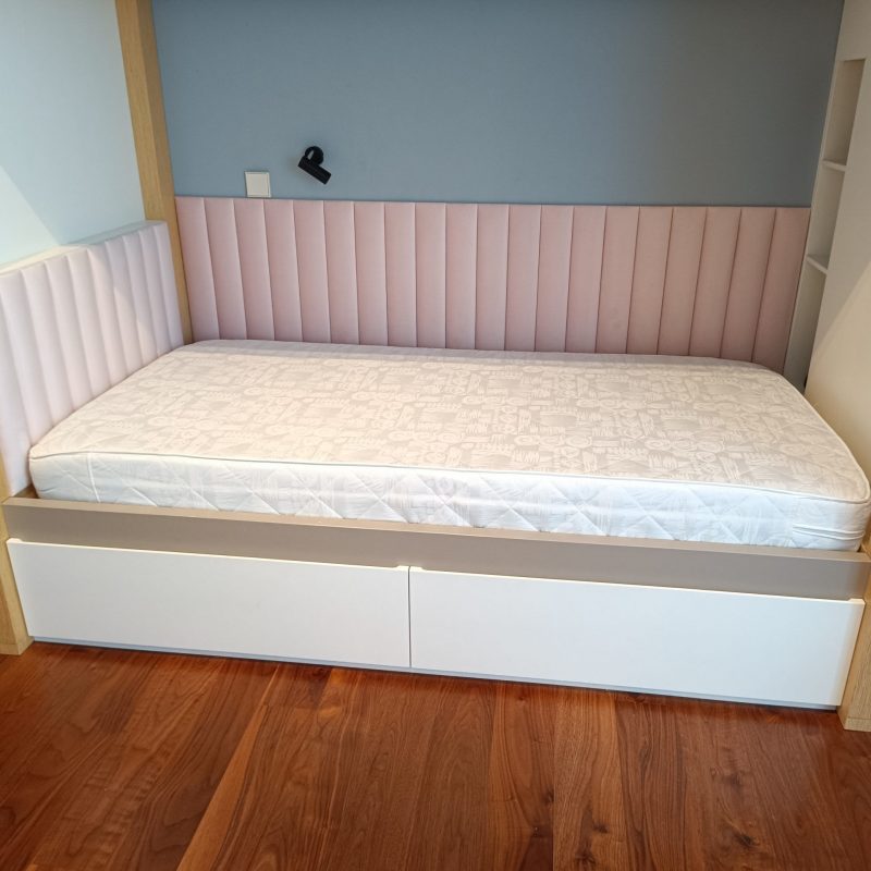 panels_childbed_002
